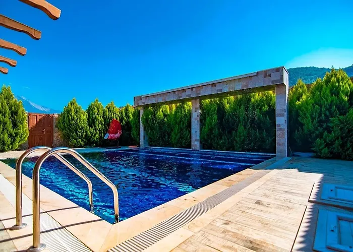 Honeymoon With Sheltered Pool Fethiye