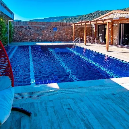 Honeymoon With Sheltered Pool Villa *